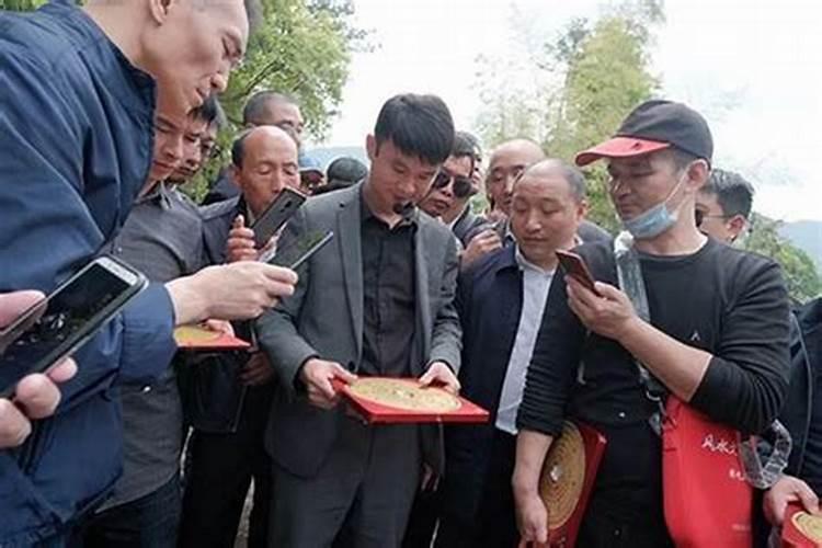 铁力风水大师电话