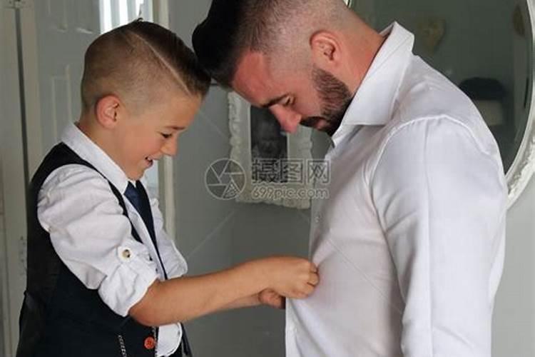 梦到父亲穿我的衣服