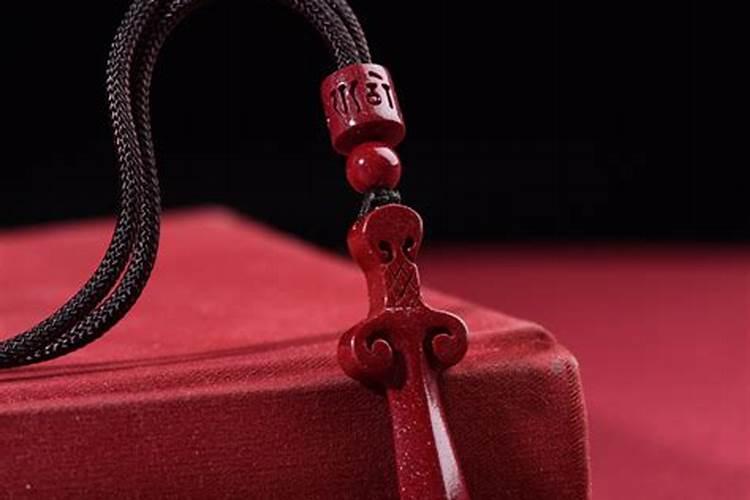 属虎的本命年佩戴朱砂