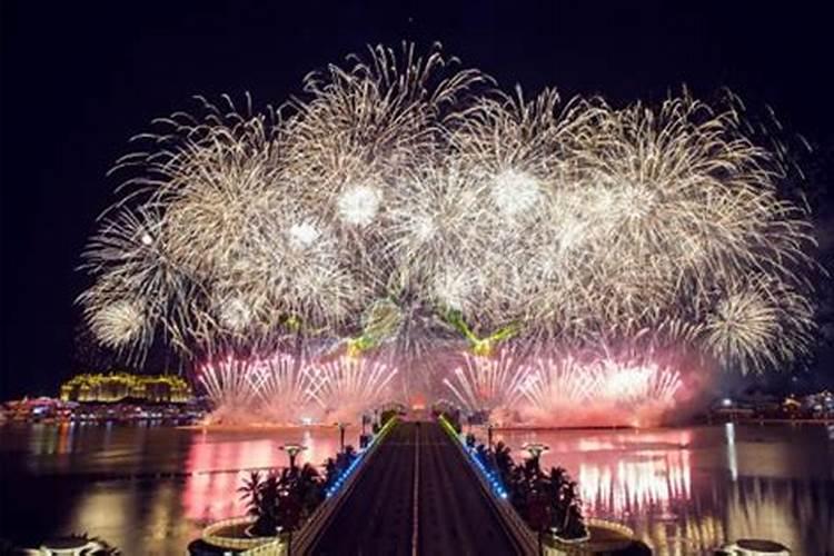 春节几点跨年？