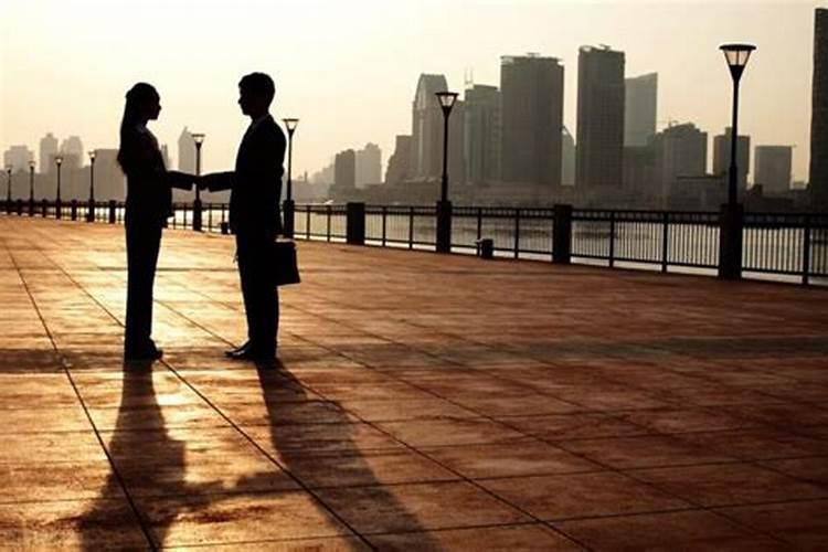 分手怎么挽回女朋友？