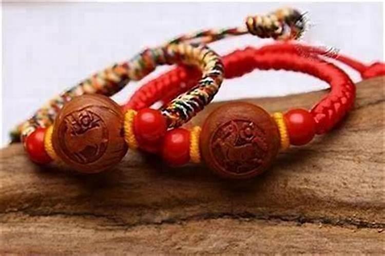 犯太岁佩戴什么辟邪好？