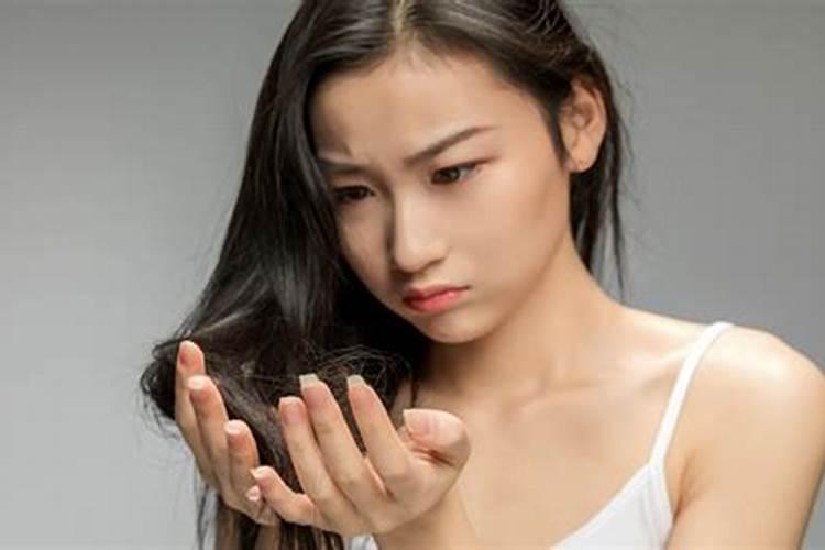 梦到掉头发是什么意思？