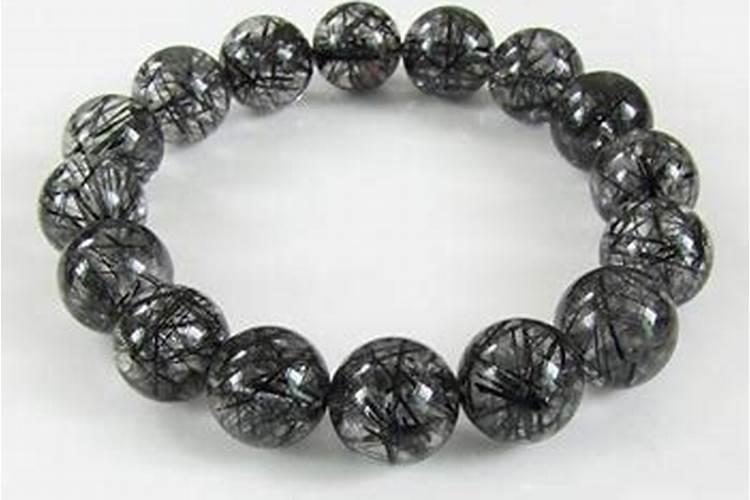 黑发晶助运势带哪只手？