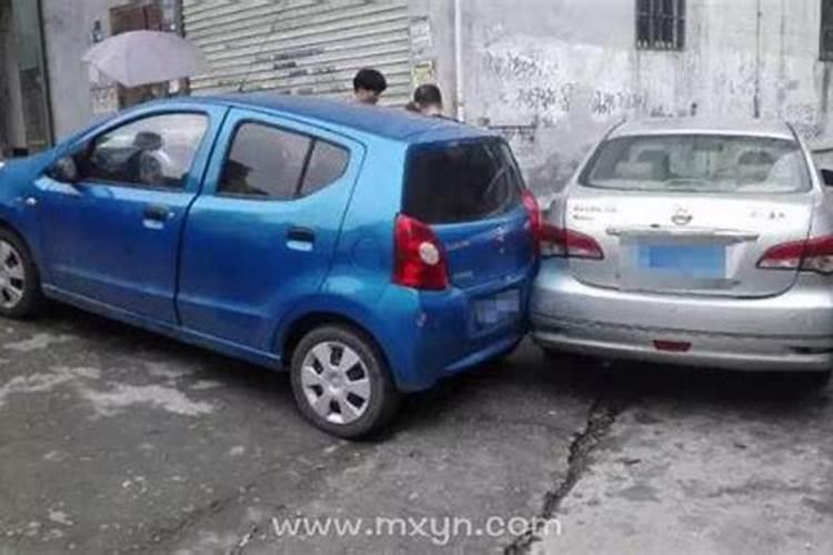 梦见车辆失控刹不住车怎么回事？