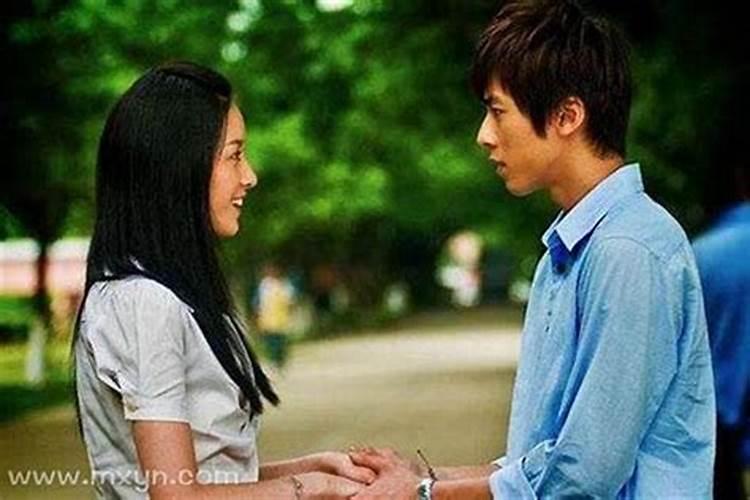 连续梦见喜欢的女生