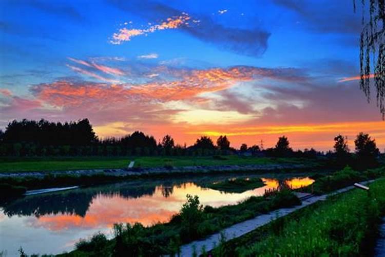 梦见非常漂亮的晚霞