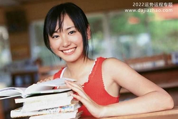 2026年64年出生的女龙人运程