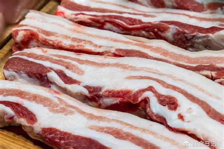 梦见给死去的姥姥买五花肉