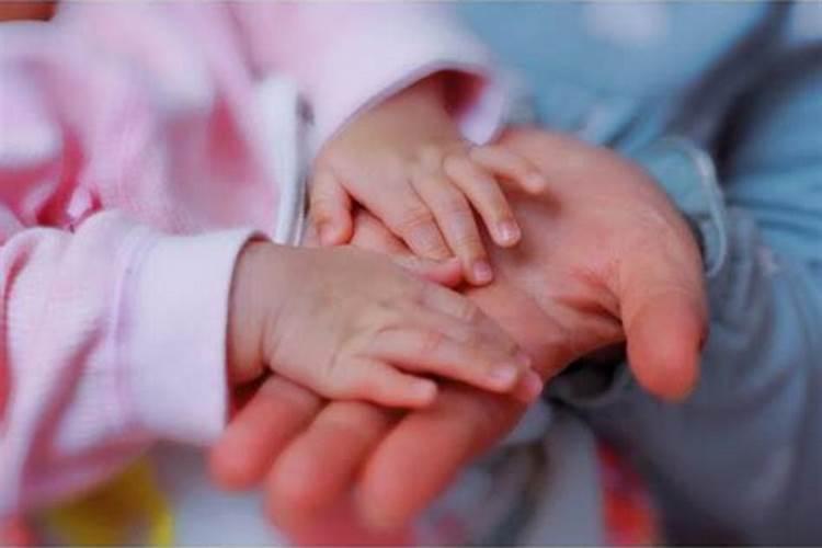 梦见死去的亲人什么意思好不好？